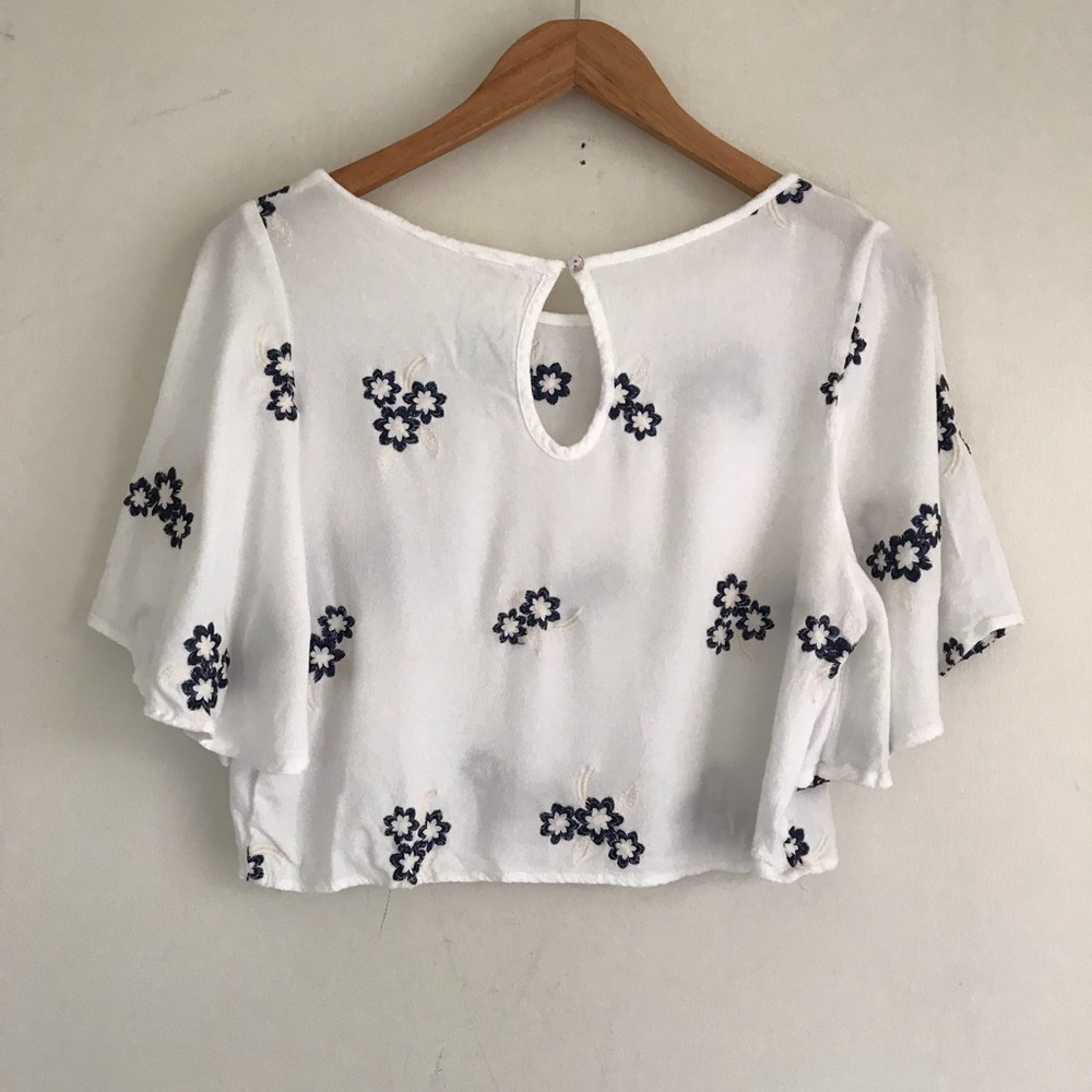 Cropped top - Picture 4 of 4